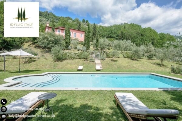 Luxurious 11-Bedroom Tuscan Villa with Private Pool near Lucca