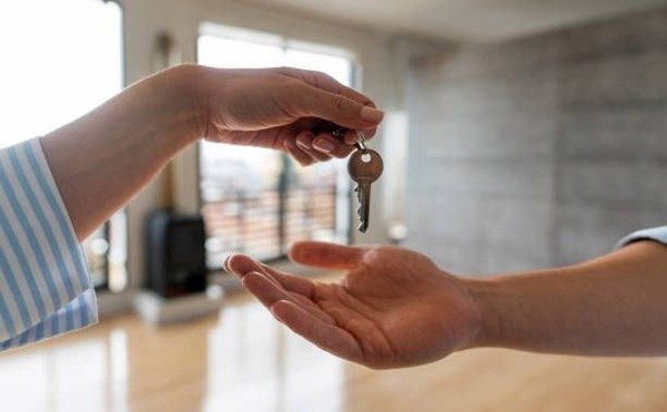 Real Estate Title Attorney Broward County | Richardrosalaw.com