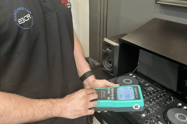 Business Electrical Inspection Manchester | Manchestereicr.com