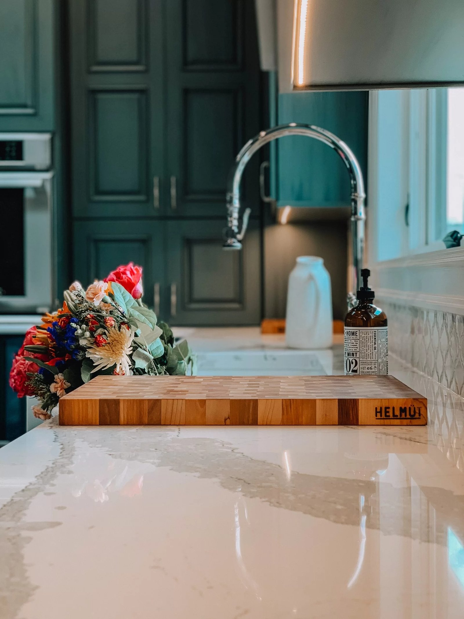Smart, Stylish Drawer Solutions for Your Kitchen