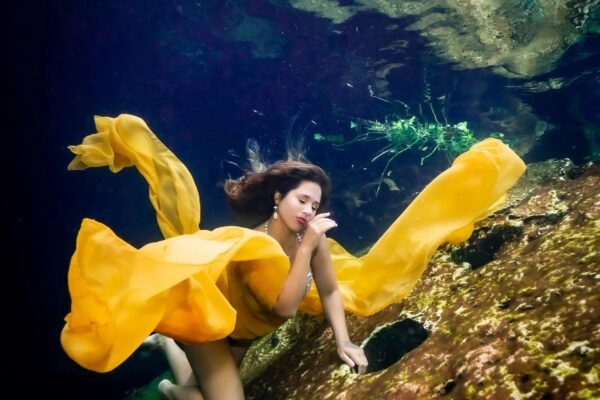 Beneath the Waves: A Dreamy Oceanic Portrait Session