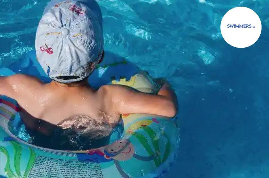 Personalized kid swimming lessons in Dubai that build confidence