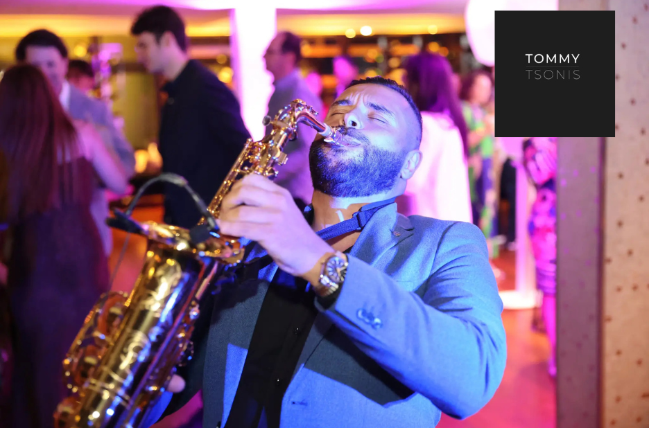 Unforgettable Wedding Saxophonist for Your Big Day