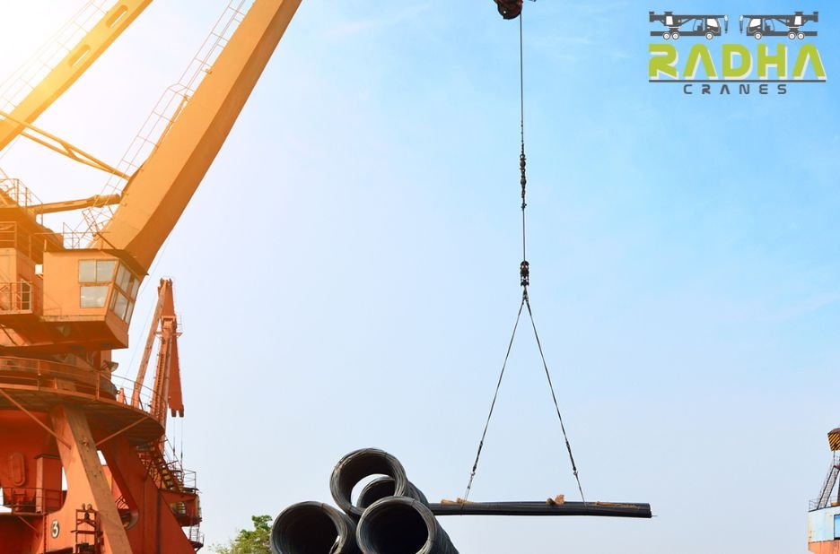 Rent a versatile crawler crane for efficient heavy lifting