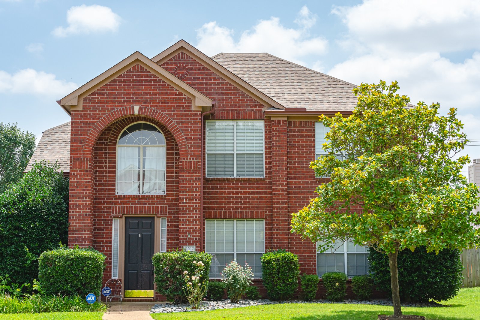 Reliable roof repairs in Frisco: fast, lasting protection