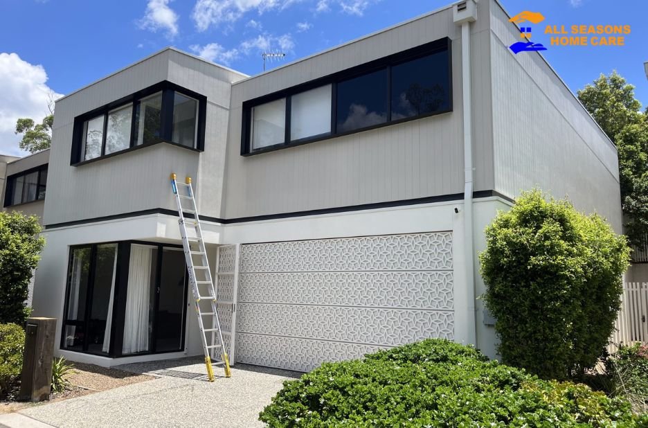 Spotless Windows in Your Area with Expert Cleaning Teams