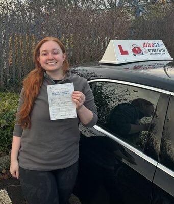 Essential Courses for New Drivers: Build Confidence Behind the Wheel