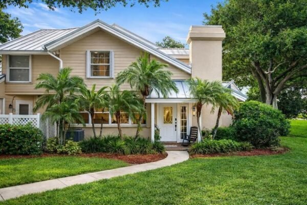 Find Your Ideal Boca Raton Property Expert