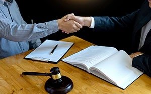Expert Corporate Counsel for Shareholder Agreements in Florida