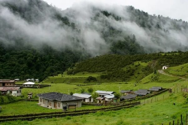 Romantic Bhutan Getaway: Tailored Couples’ Retreats in the Kingdom