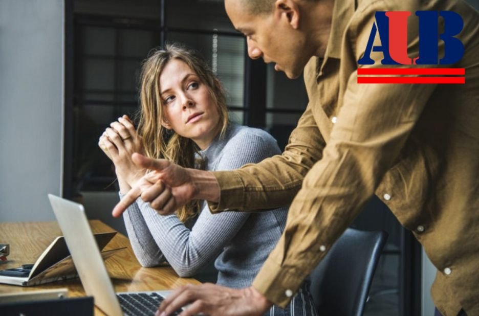 Unlock Your MBA Dreams: Scholarships for Online Programs