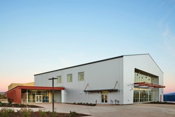 Top steel construction suppliers for durable buildings