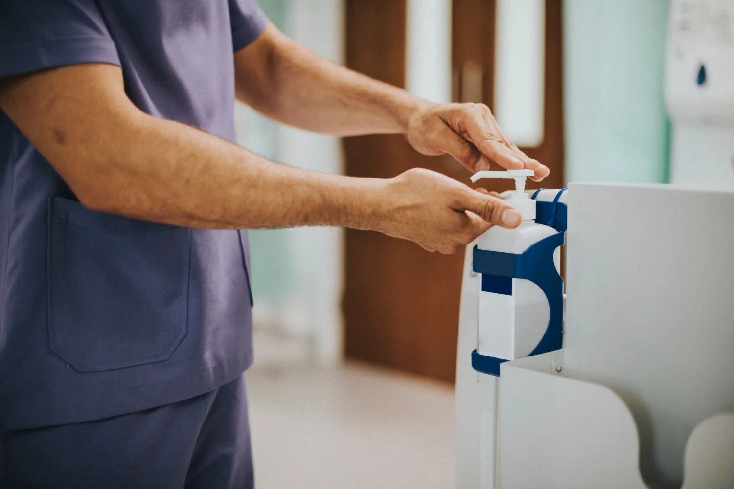 Efficient Dispenser Solutions for Hygiene Stations