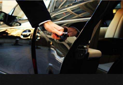 Premium MPV Transport in Gloucestershire – Book Now