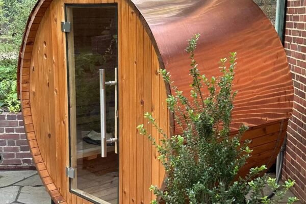 Transform Your Backyard with a Sleek Outdoor Sauna Experience