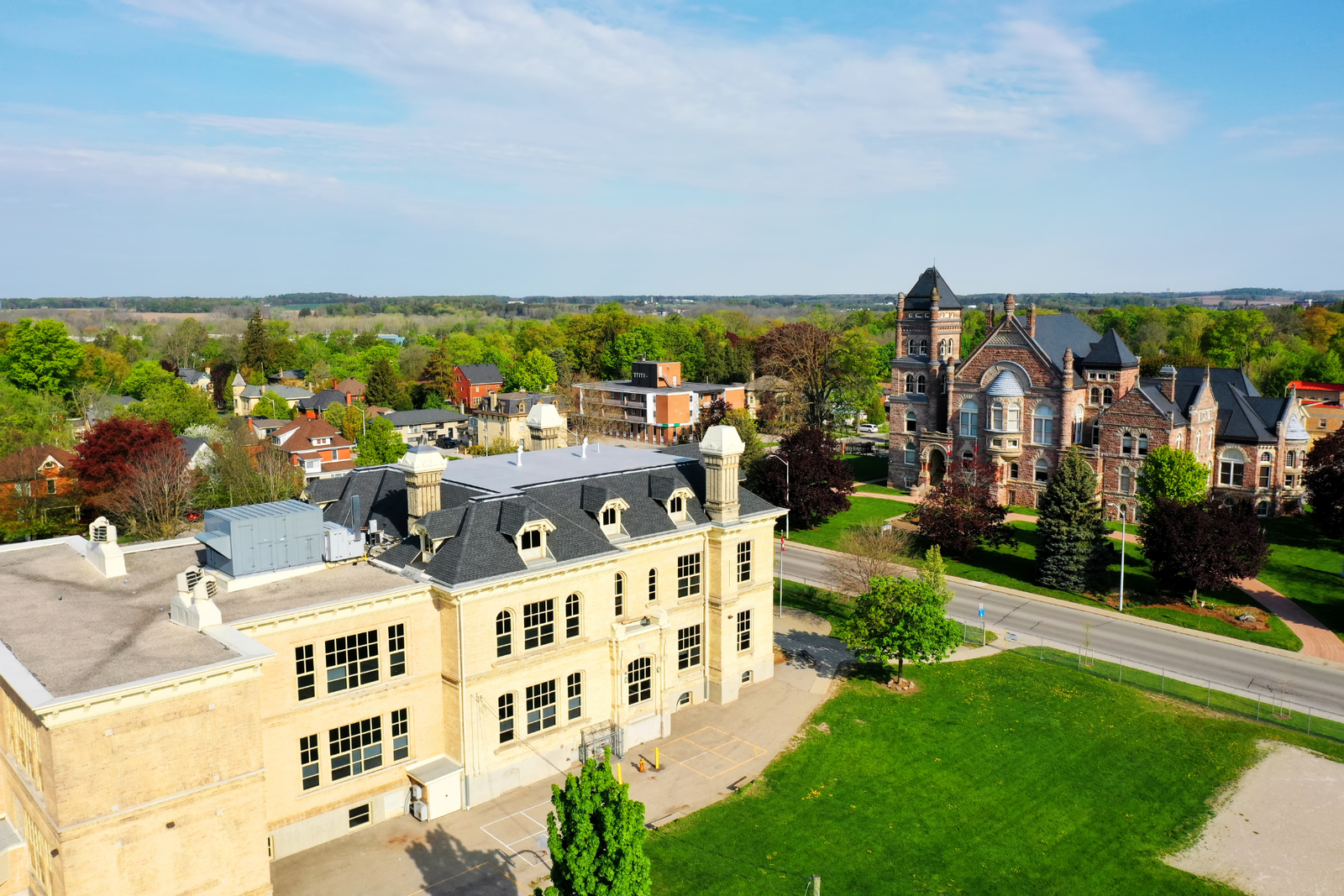 Crafting dream homes in Guelph: expert builders for your lifestyle