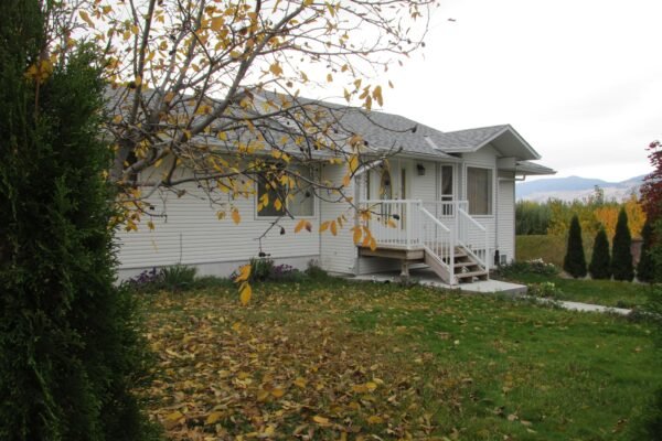 Smooth, hands-off property care in Oliver BC