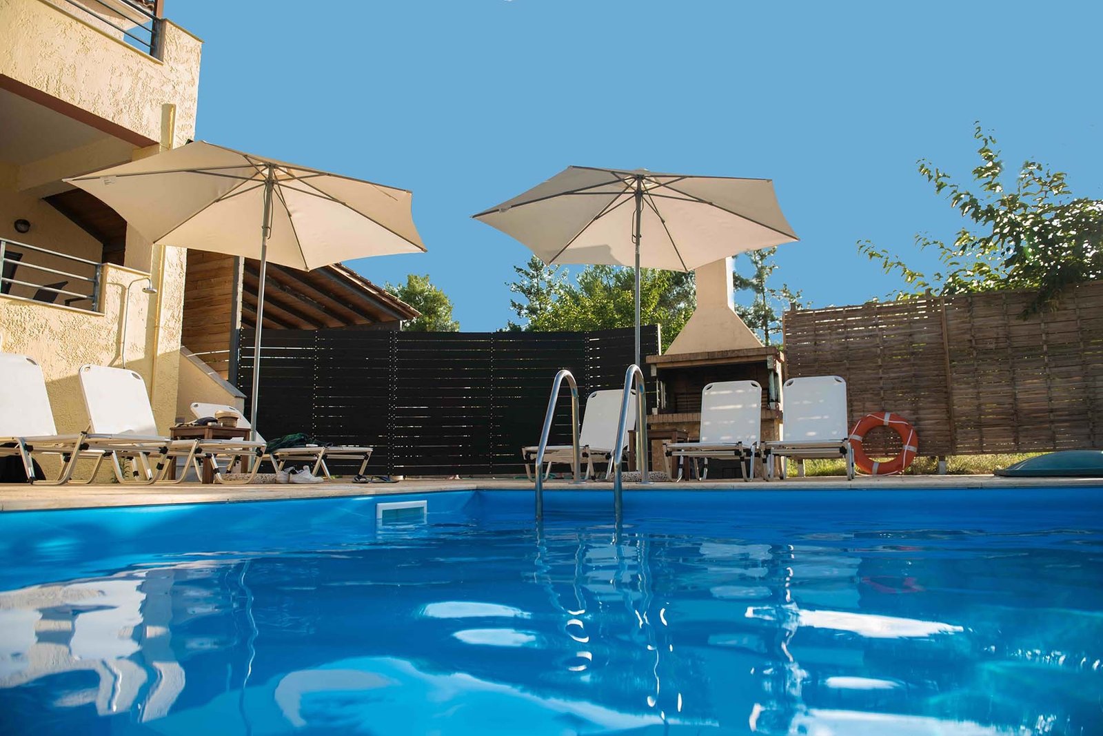 Escape to a Captivating Lefkada Retreat — Your Island Home Away From Home