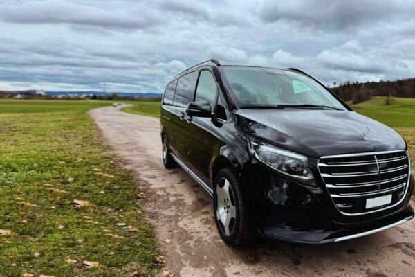 Arrive in style: premium chauffeured cars across Switzerland