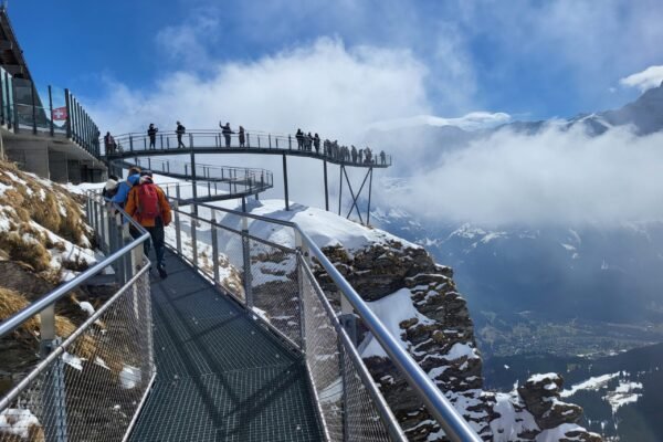 Indulgent Swiss Chocolate Journeys: Explore Craft & Culture