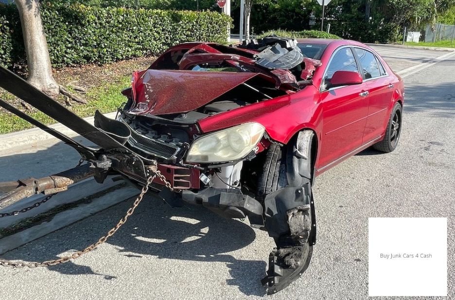 Offer Fast Cash for Your Wrecked Vehicle in Fort Lauderdale