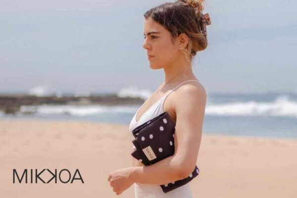 Compact Foldaway Yoga Mat for Easy Storage and Travel