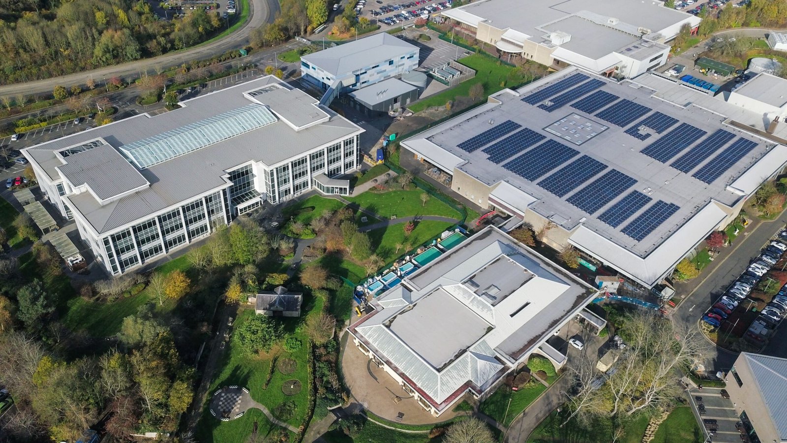 Smart Ways to Fund Your Home Solar Project in Calgary