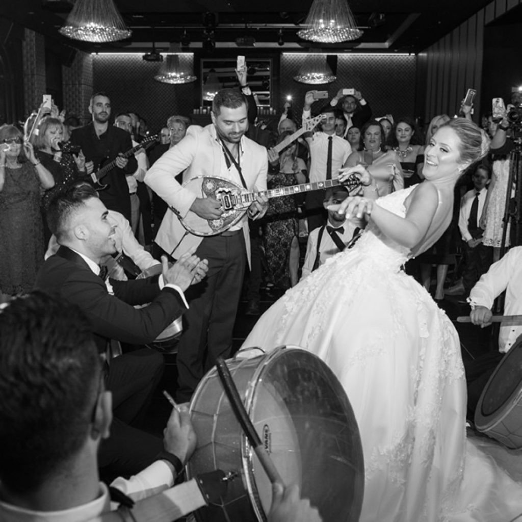 Engaging Bouzouki Soloist for Your Australian Event