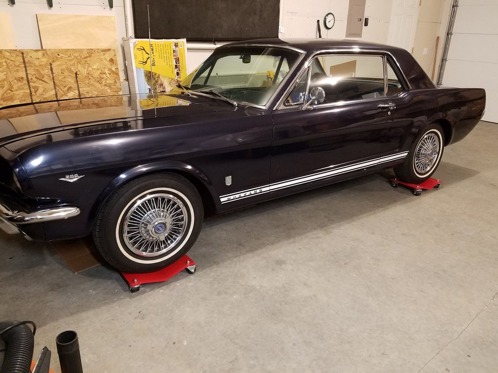 Efficient Vehicle Handling: Premium Dollies for Easy Maneuvering
