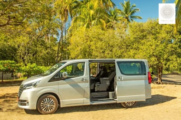 Premium Airport Transfers and Chauffeur in Costa Rica