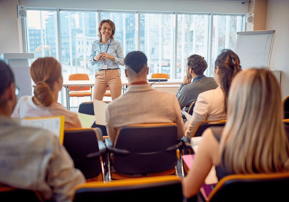 Lead with Insight: Brain-Based Leadership for Modern Teams