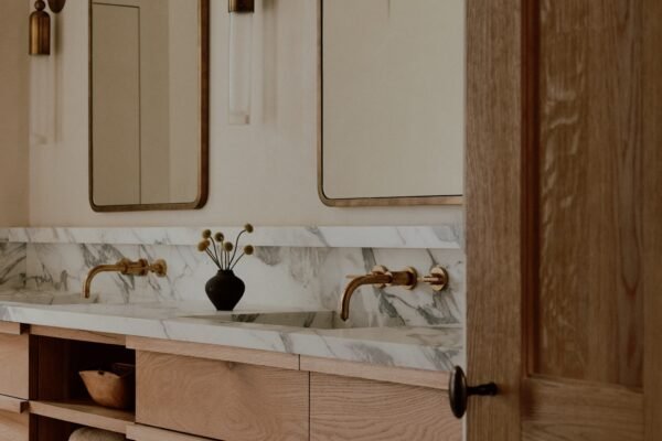 Elegant Marble Surfaces for Your Kitchen in Tarry Town