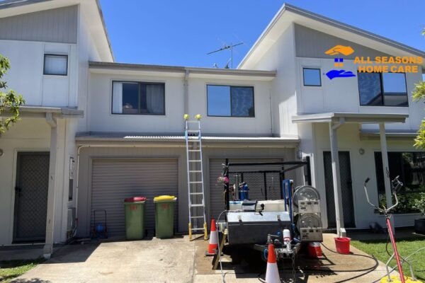 Top-rated Gutter Cleaning Near Brisbane for Smart Property Care