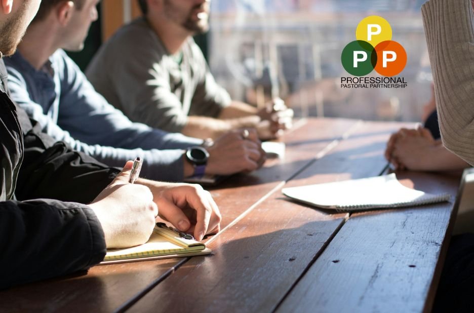 Effective Online Christian Leadership Mentoring for Pastoral Growth and Development