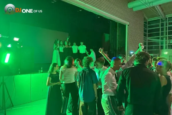 DJ One Of Us Aalen – Professioneller DJ für Hochzeiten und Partys in Aalen