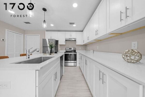 Palm Bay Luxury Apartments for Rent – Spacious, Modern, and Convenient Living