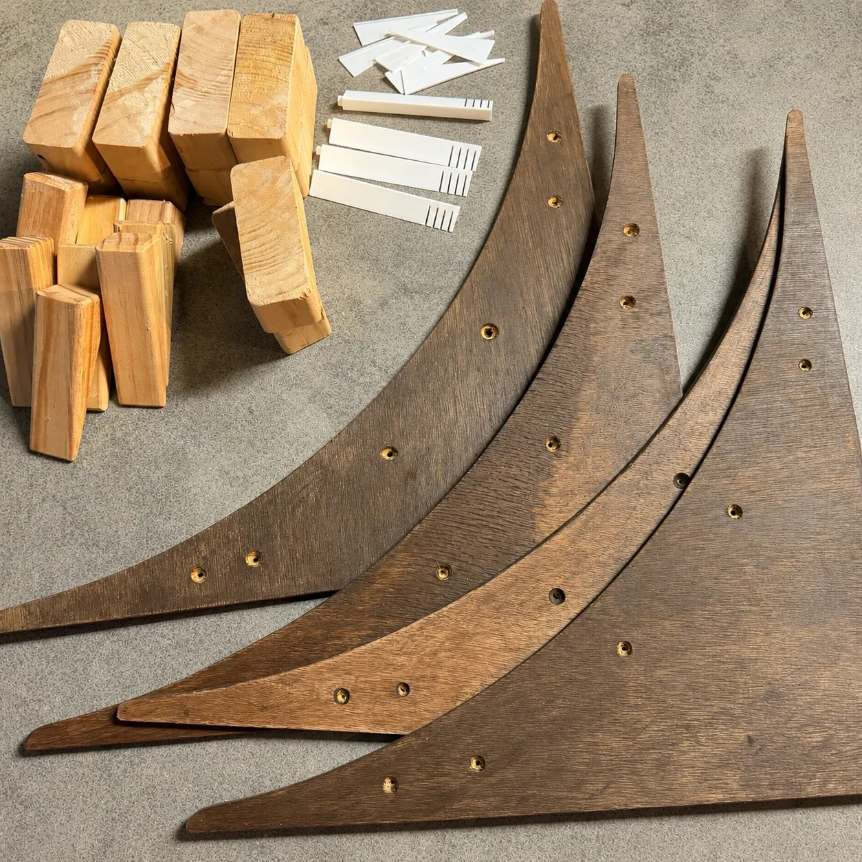Crafted House – Innovative Interior Solutions for Modern Homes and Workspaces
