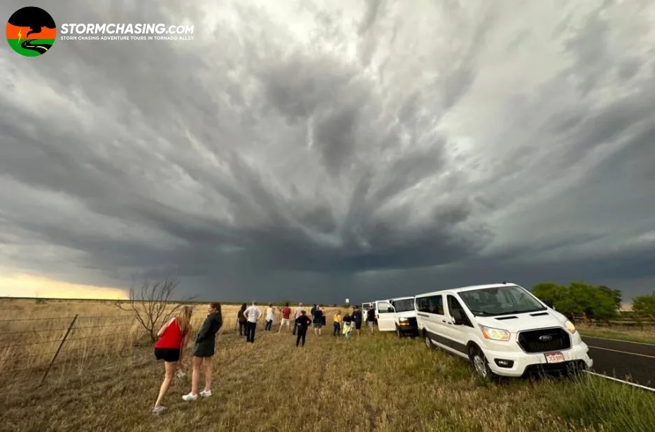 Ultimate Tornado Tour USA Experience – Explore Tornado Alley with Stormchasing.com