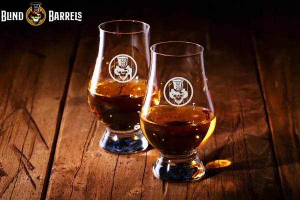 Top Gift Ideas For Bourbon Lovers to Elevate Their Whiskey Experience
