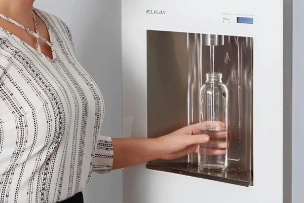 Expert Tips for Choosing a Water Bottle Filling Station